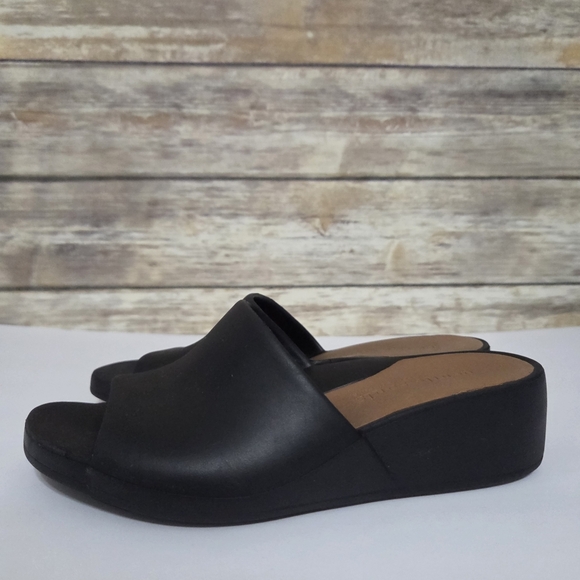 Gentle Souls by Kenneth Cole Gisele Wedge Slide Sandals Black Size 7 - Picture 5 of 15